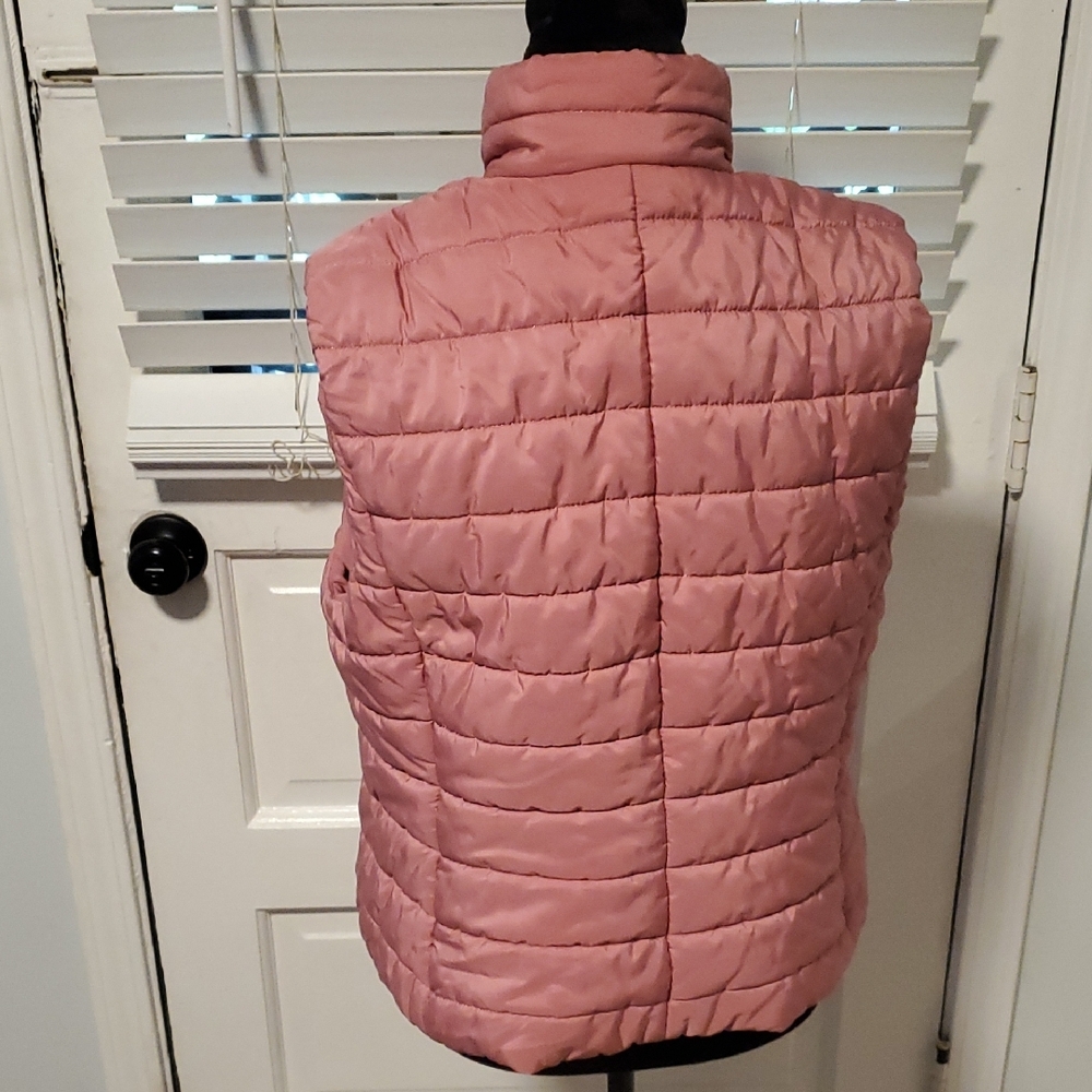 LOFT Pink Puffer Vest - Picture 8 of 11